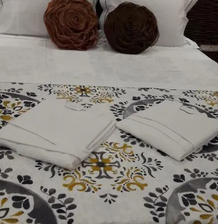 Koronios 4* Fira (Santorini)