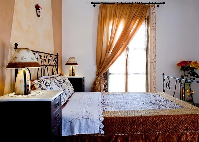 بيت ضيافة Koronios