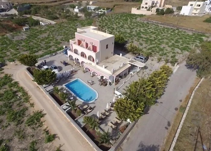 بيت ضيافة Koronios