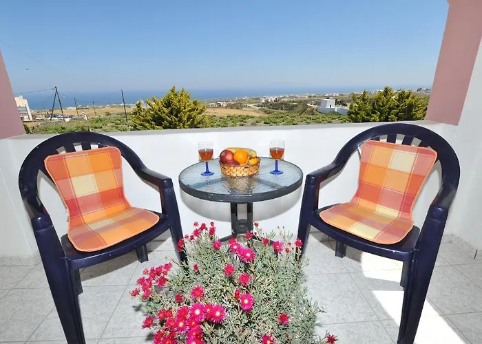 بيت ضيافة Koronios 4*