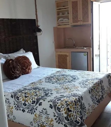 Koronios بيت ضيافة