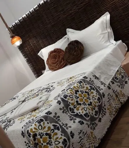 بيت ضيافة Koronios