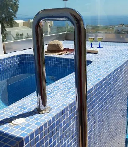 Koronios بيت ضيافة 4*