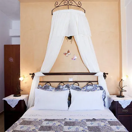 בית הארחה Koronios סנטוריני