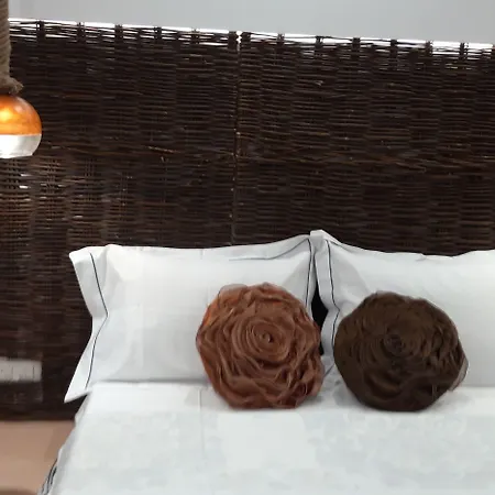 בית הארחה Koronios