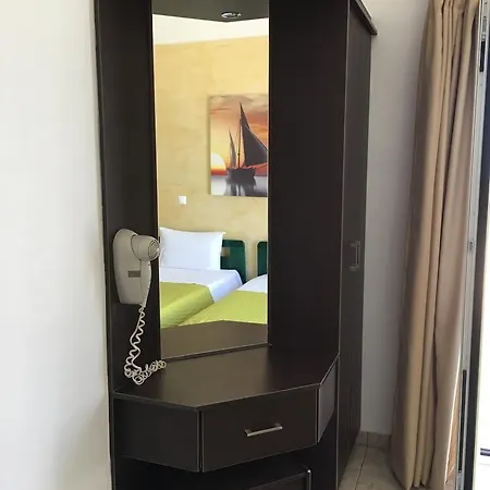 Koronios Guest house 2*