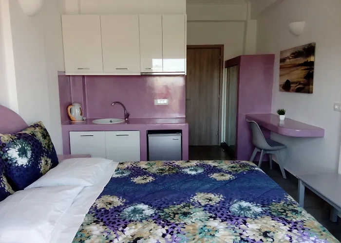 Affittacamere Koronios Fira (Santorini)