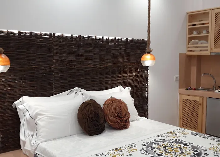 Koronios Affittacamere Fira (Santorini)